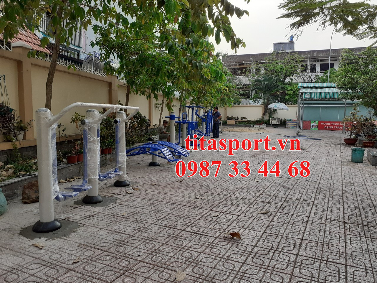 Hình ảnh thiết bị thể thao ngoài trời