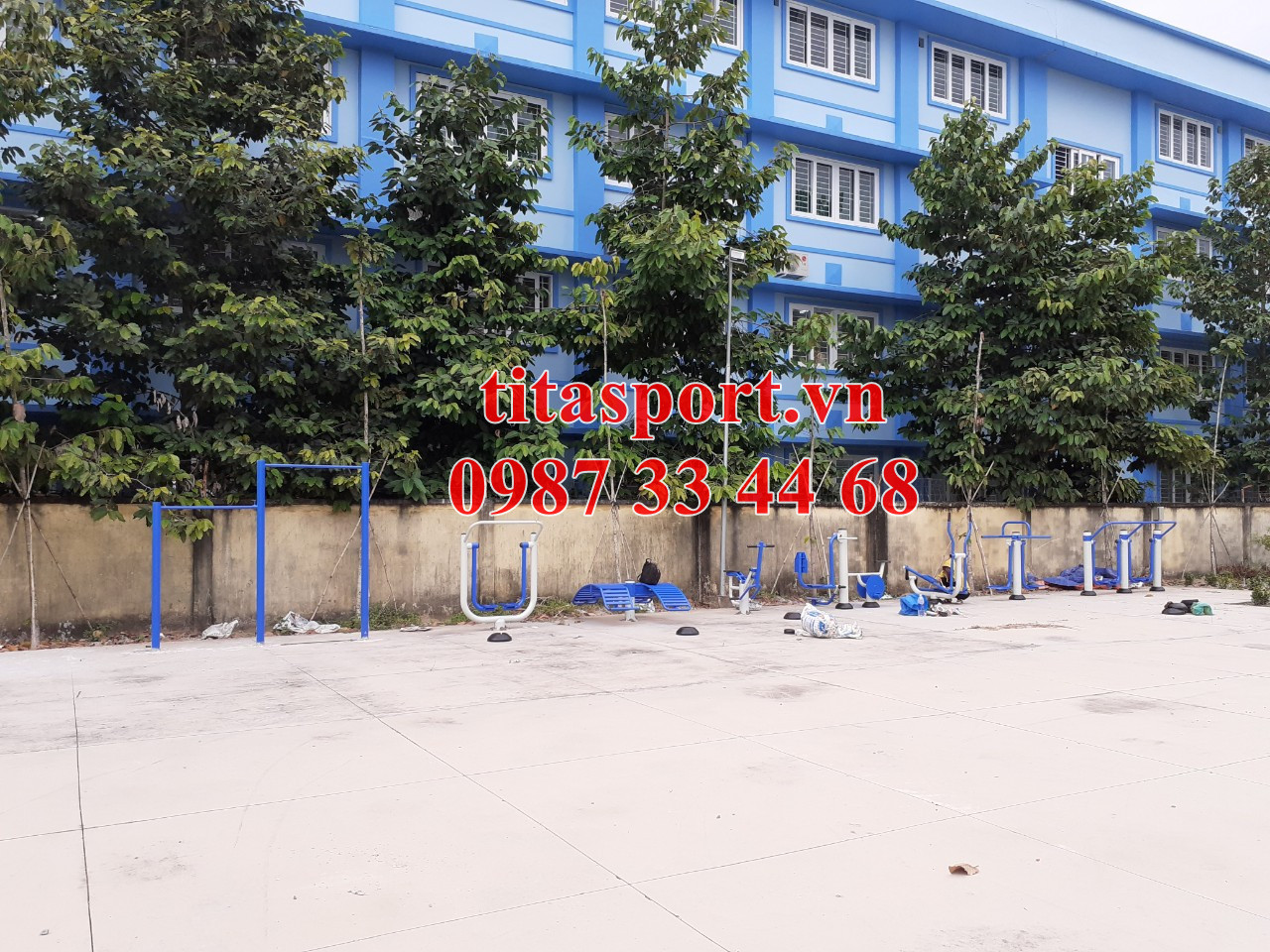 thiết bị tập thể dục ngoài trời khu dân cư