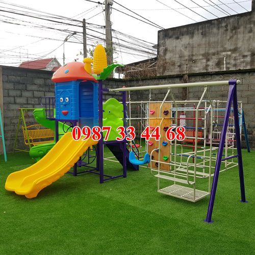 NHÓM CẦU TRƯỢT NGOÀI TRỜI CHO TRẺ EM