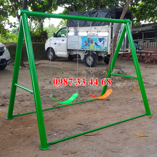 XÍCH ĐU NGOÀI TRỜI ĐƠN GIẢN